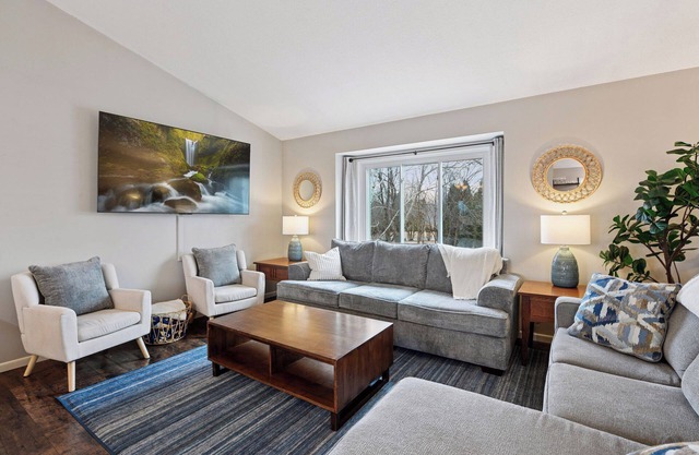Perfect Gathering Spot in Chanhassen