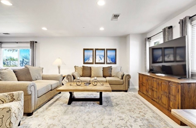 Perfect Paso Robles Getaway Minutes to Vineyards!