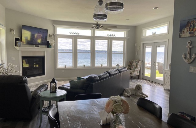 Perfect Waterfront Property. Location, Location, Location!
