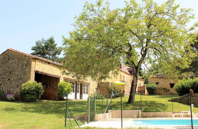 Périgord house with pool and garden in Saint-Avit-Sénieur