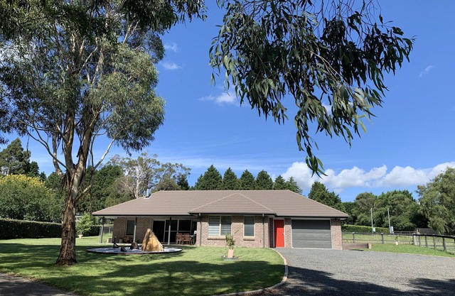 Pet Friendly Cottage on 10 fantastic acres