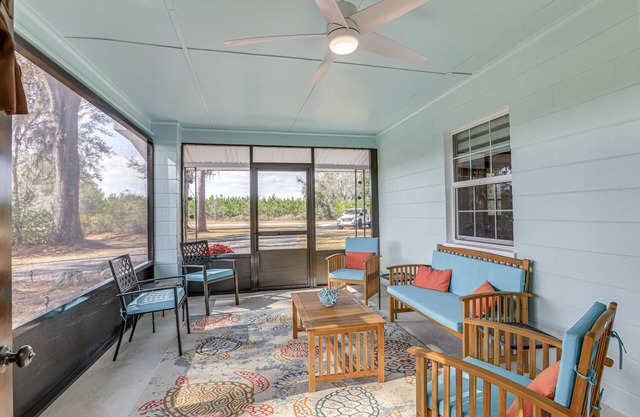 Pet-Friendly Florida Escape w/Patio & Fire Pit!