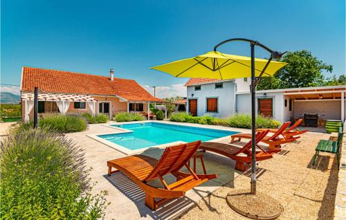 Pet Friendly Home In Pakovo Selo With Wifi