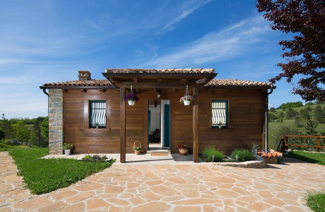 Pet friendly home in Trviz with WiFi