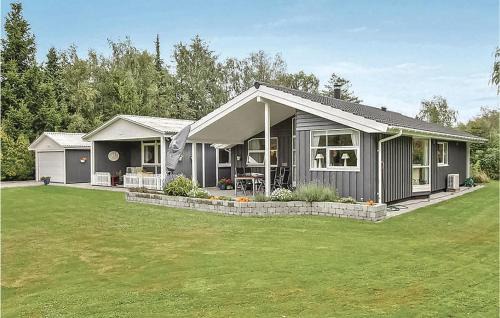 Pet Friendly Home In Væggerløse With Sauna