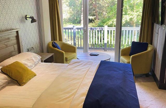 Pet Friendly Lodge - Sleeps6 - Long Stay Discount