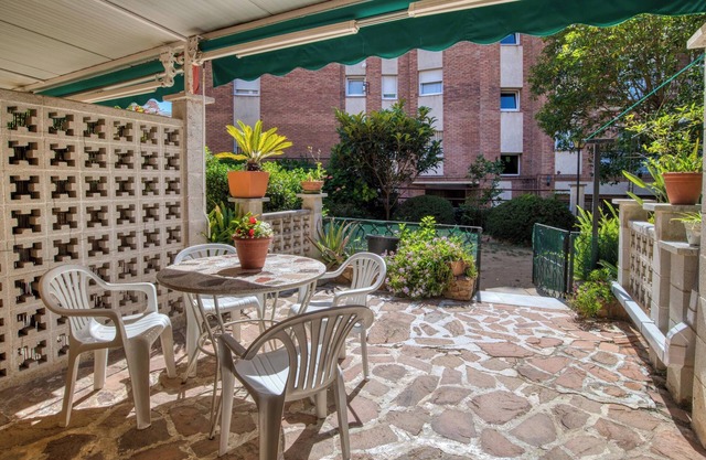 Pet-Friendly 'Nice Apartment with Terrace' & Wi-Fi