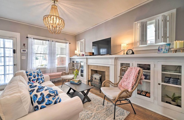 Pet-Friendly OKC Home, 3 Miles to Downtown!