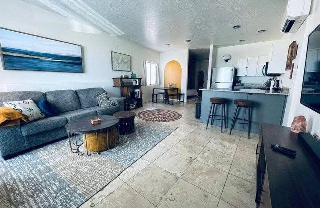 Pet Friendly! Private retreat in Nob Hill