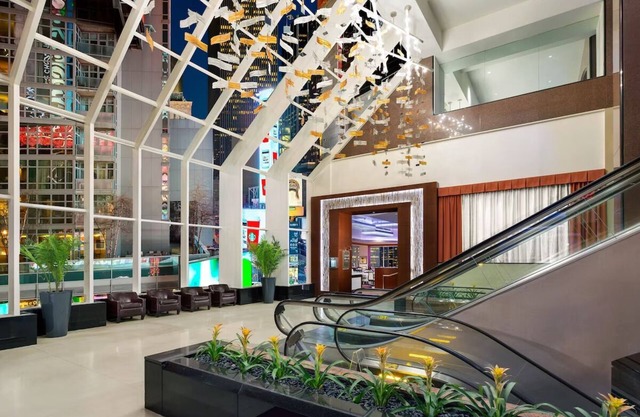 Pet-friendly Property, 3 Double Times Square View at Crowne Plaza Times Square