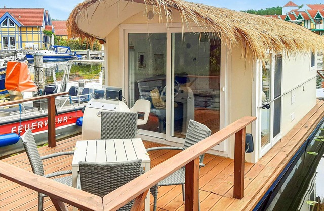 Pet friendly ship in Neuruppin