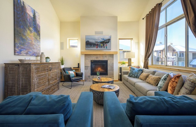 ☞ PET-FRIENDLY | Trailhead Lodges 432 | Luxe Downtown Condo | Walk To Park, Skiing & More