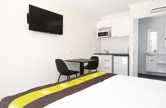Petrie Mill Motel