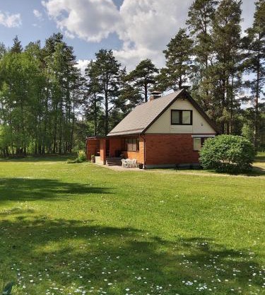 Petronių sodyba
