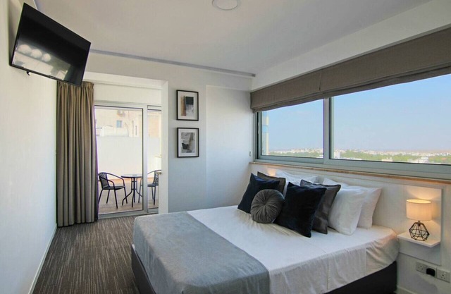Phaedrus Living: Luxury Suite Nicosia 501