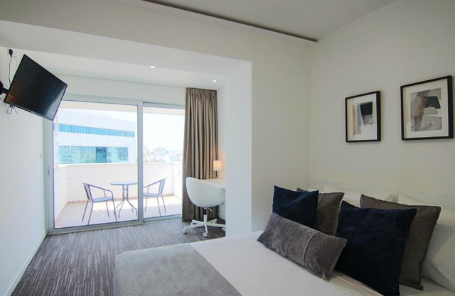 Phaedrus Living: Luxury Suite Nicosia 506