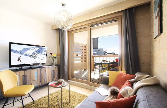 PHOA12 Ein südwärts gelegener Coccon im Herzen des Alpe Residenzski zu den Füßen