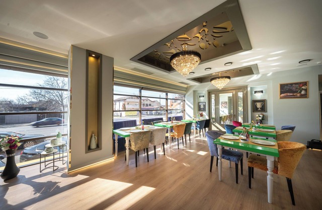 Phoenicia Comfort Hotel