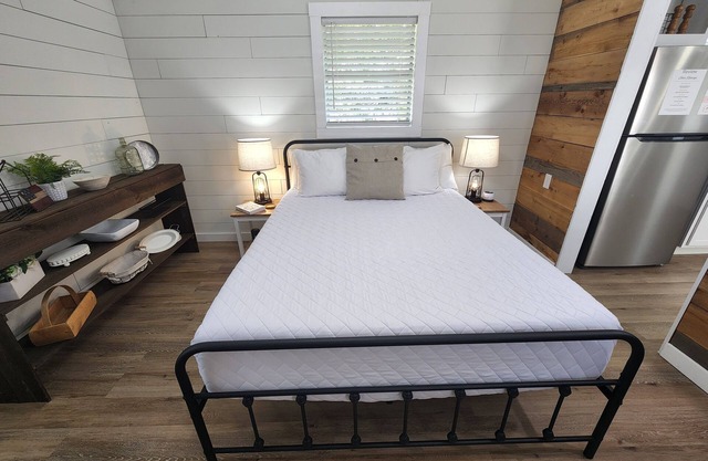 Pickwick Lake Bungalow near Papermill and Shiloh with 7th NT Free!nn