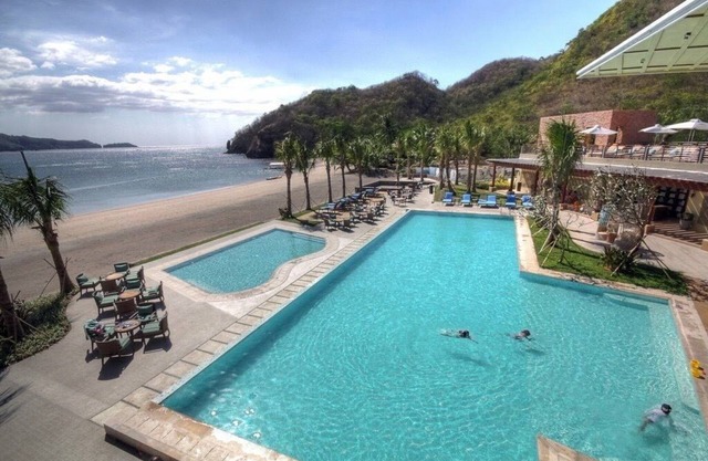 Pico De Loro Hamilo Coast Guest House