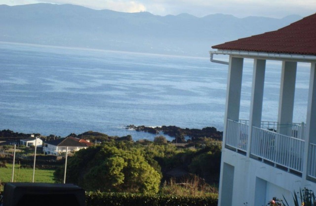 PICO Hollidays Rentals- Mountain and sea view for families or groups
