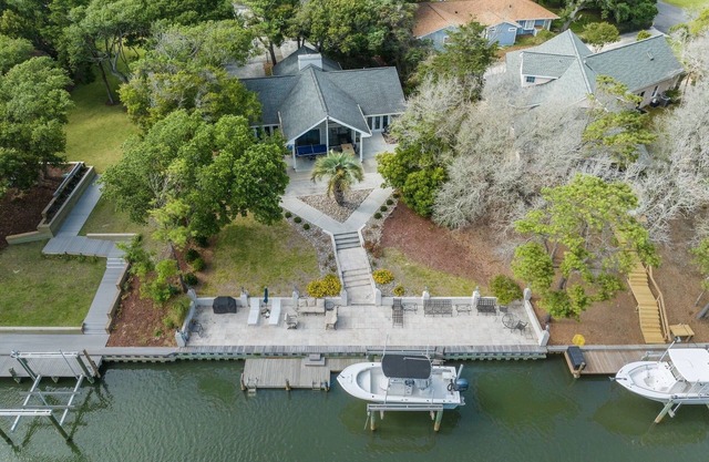 Pine Knoll Shores Canal, NC Comfortable Beach Get-Away