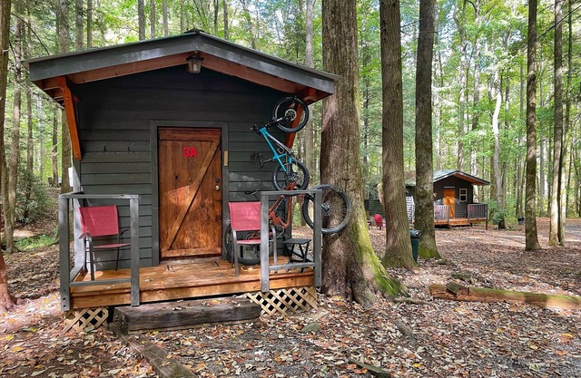 PINHOTI WAY Private Solo Cabin at Mulberry Gap - Right on the Pinhoti Trail!