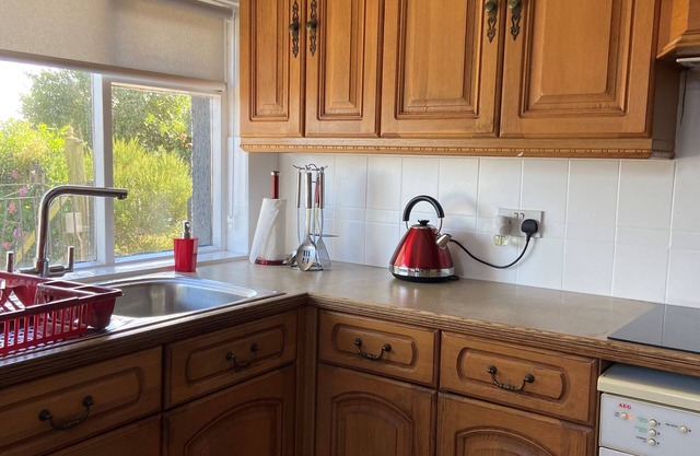 Piperland - sleeps 6 guests in 3 bedrooms