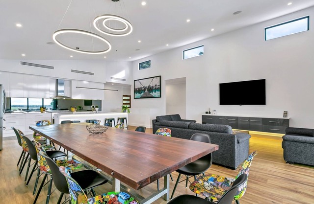 "Platinum on Washpool" Luxury River Front Property via Tailem Bend