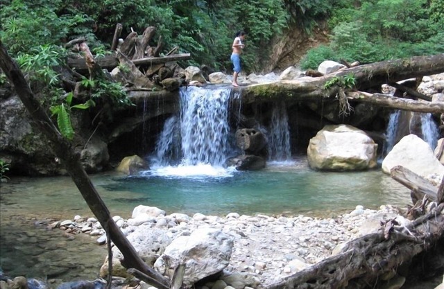 Play in Dramatic Waterfalls - Swim in Beauty - Sleeps 12