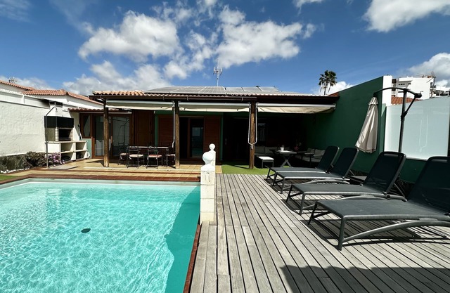 Playa del Inglés Villa 5 minutes from the beach - POOL OF SALTS AND CLIMATE