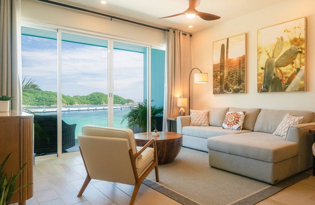 "Playa Sur Paradise" ~ Beachfront Living ~