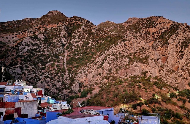 Pleasant 2-bedroom hotel suites in Chefchaouen