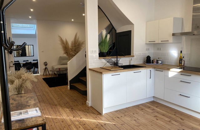 Pleasant and spacious house Angoulême Downtown
