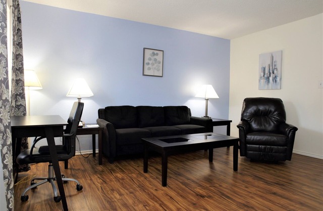 Pleasant corporate apartment with AC in Donna