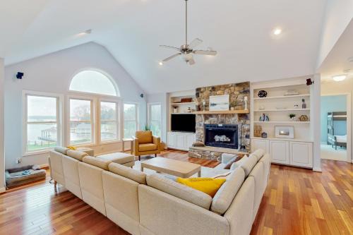 Pleasants View