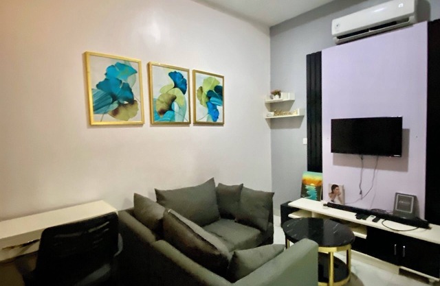 PLISTBOOKING - LOVELY MODERN ONE BEDROOM SHORT LET APARTMENT IN LEKKI PHASE 1 NG
