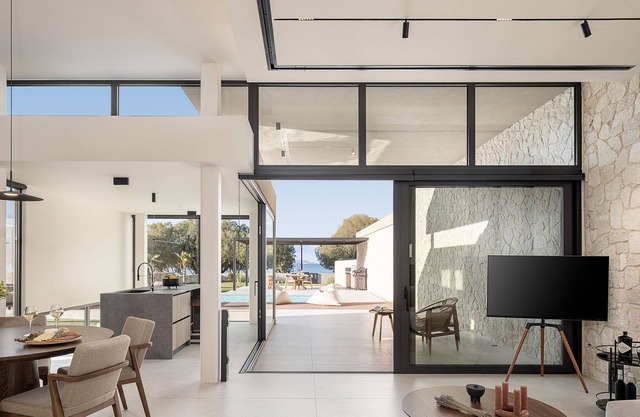 Pnoe Sea Front Experience | Special Villa
