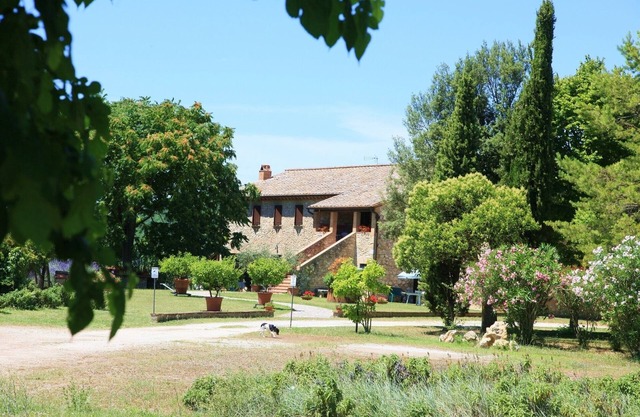 PODERE AGRITURISTICO LUCHIANO, NATURE AND RELAX IN UMBRIA