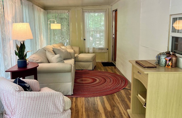 Point Sebago Weekly Rental