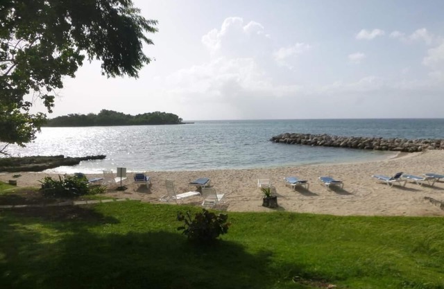 Point Village Studio between Hedonism II and Royalton Negril