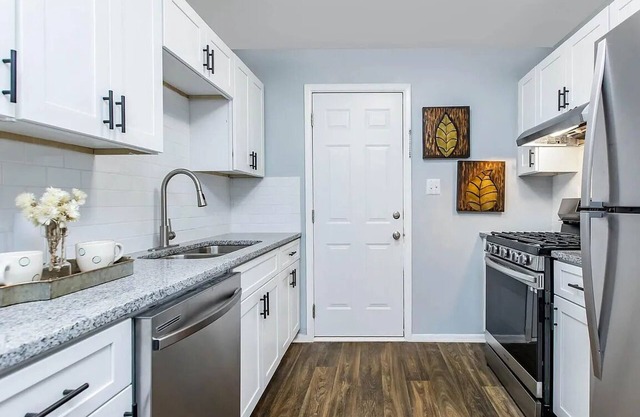 Polaris At East Point apartments