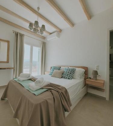 Polivios suites