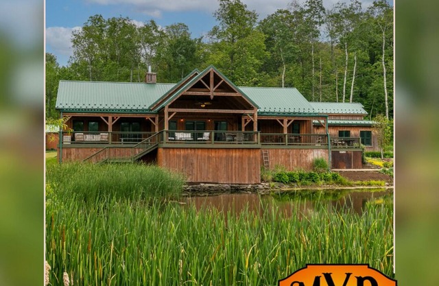 Pond's Edge Lodge- Unforgettable Wellsboro Retreat