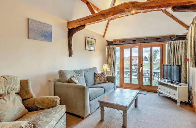 Pond View Cottage - UK48230