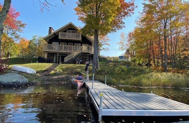 Pondside Getaway - Fishing, Canoeing, & Skiing