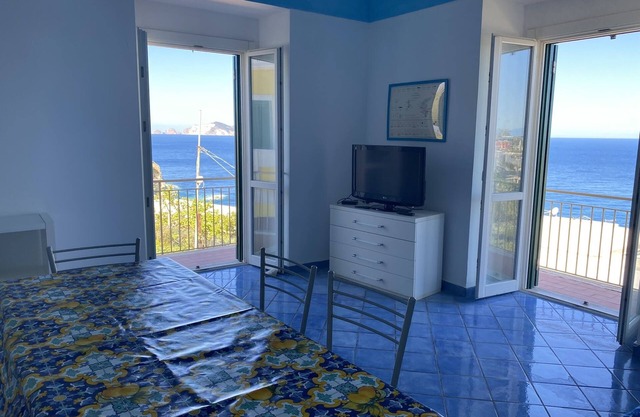 Ponzamania Blumarine Pearl Apartment