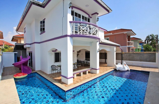 Pool villa 6 bedrooms