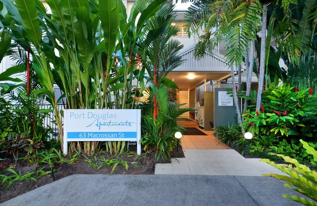 Port Douglas Apartments, Location, Location