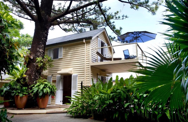 Port Douglas Cottage & Lodge